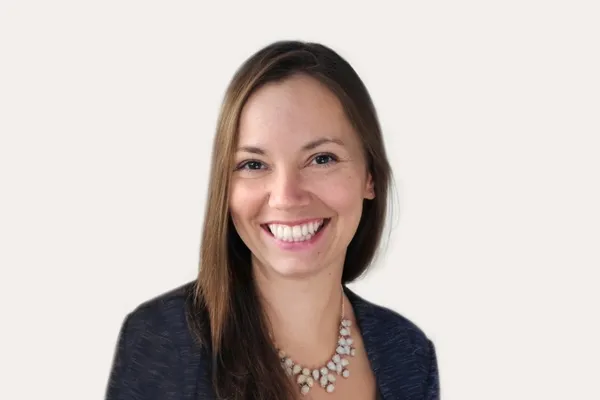 Dr. Jennifer Hofmann, Psychologin